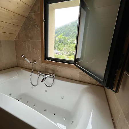 Le De Catarrabes Chalet Cauterets